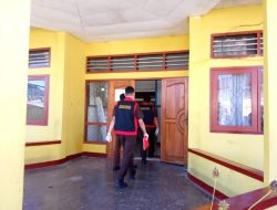 Kejari Ruteng Geledah Kantor Dinas PMD Manggarai