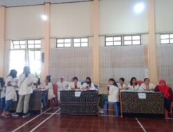 UAS Mata Kuliah Kewirausahawan, Prodi PG Paud Angkatan 2020 Unika Ruteng Adakan Bazar