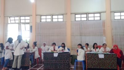 UAS Mata Kuliah Kewirausahawan, Prodi PG Paud Angkatan 2020 Unika Ruteng Adakan Bazar