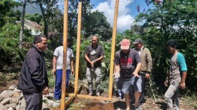 Peduli Kasih, Yayasan PBB Bedah Rumah Tidak Layak Huni di Langke Rembong