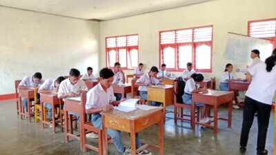 Ujian Akhir Siswa/i SMK Kesehatan Indonesia Timur Ruteng Sukses Digelar